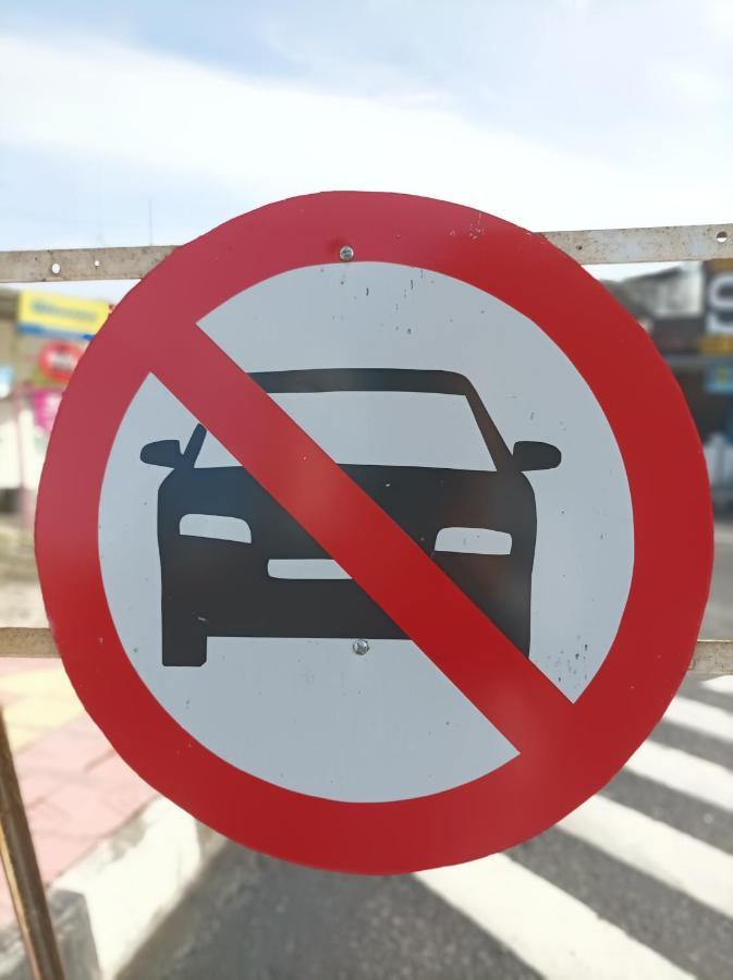 Omah Ngadiwinatan Syariah Lägenhet Yogyakarta Exteriör bild